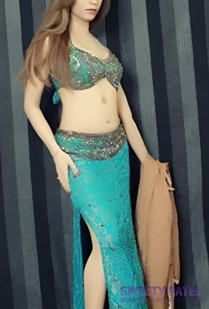  Bhrithi Mumbai girl 