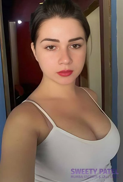  Daksha Collage Girl