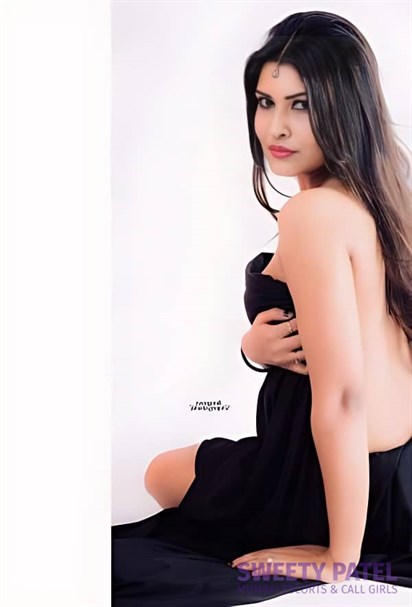   LIPI Housewife Escorts