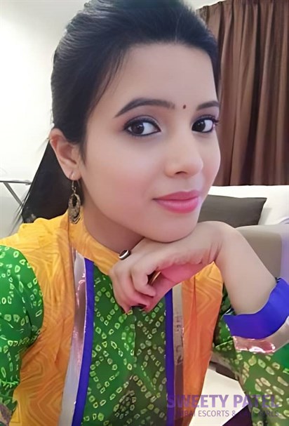  Meera Housewife Escorts