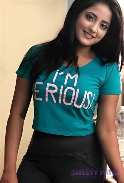brunette mumbai escorts sara